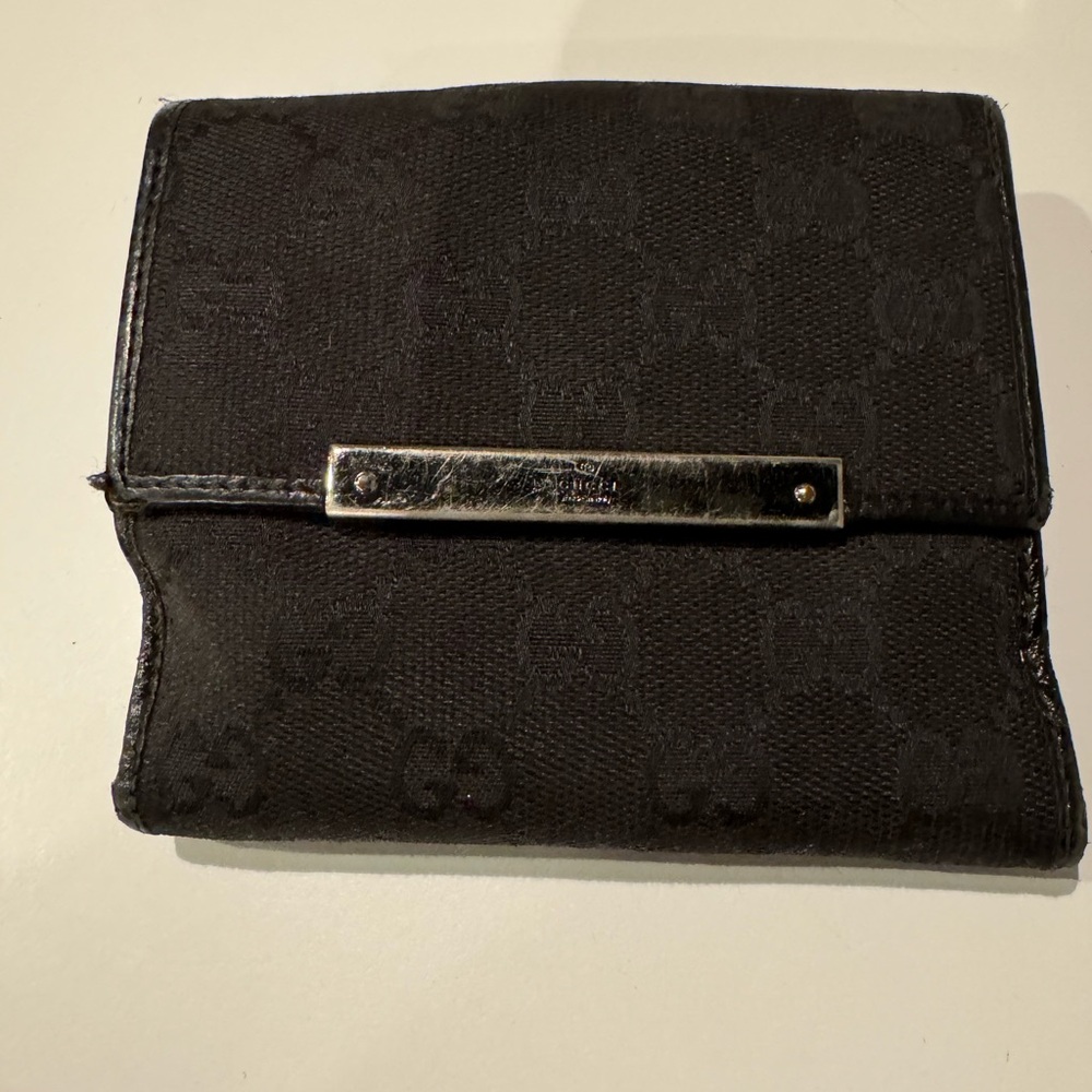 Gucci wallet